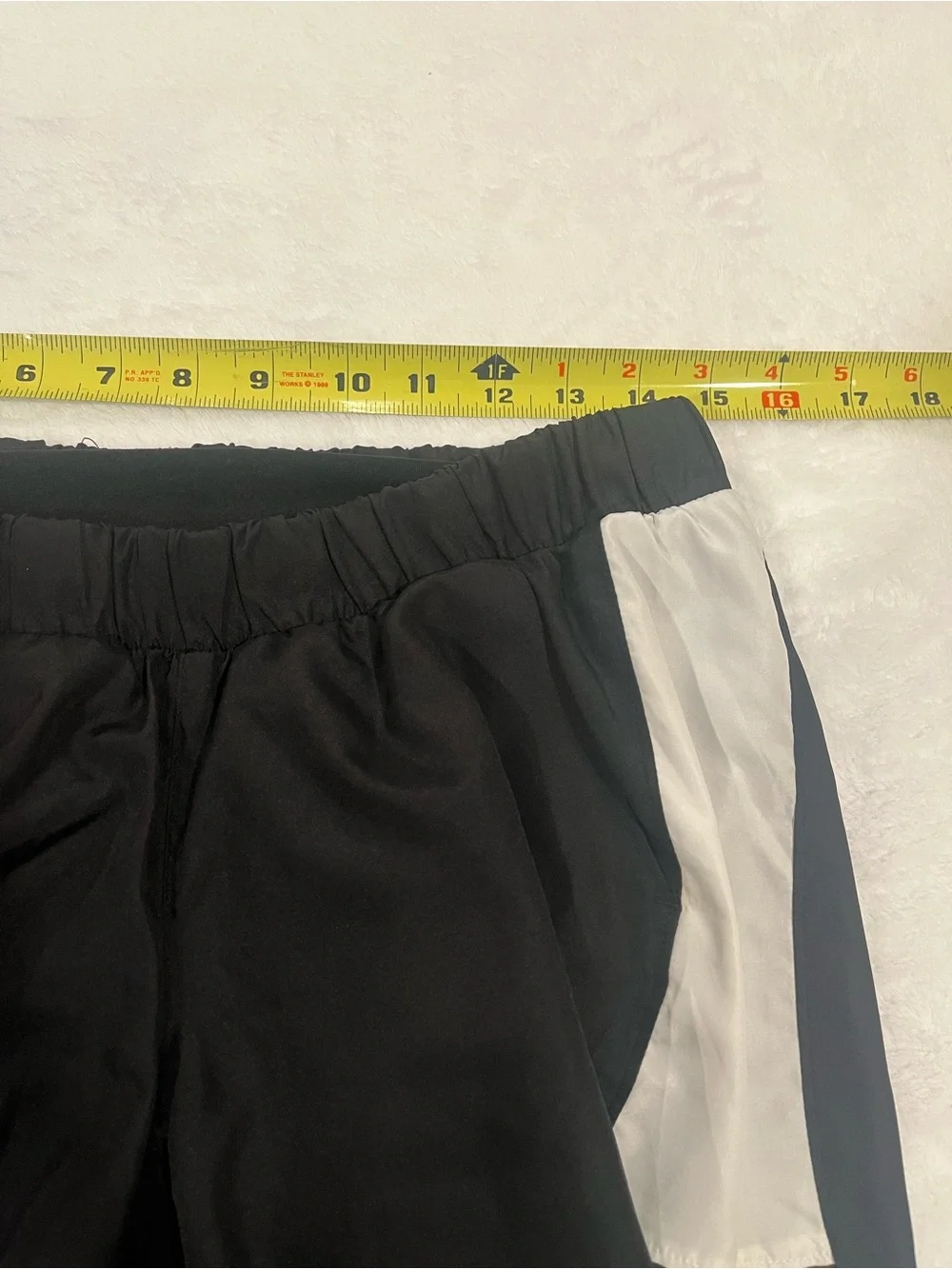 A Glow Active Black and White Athletic Shorts - Size Small MATERNITY - Picture 4 of 6